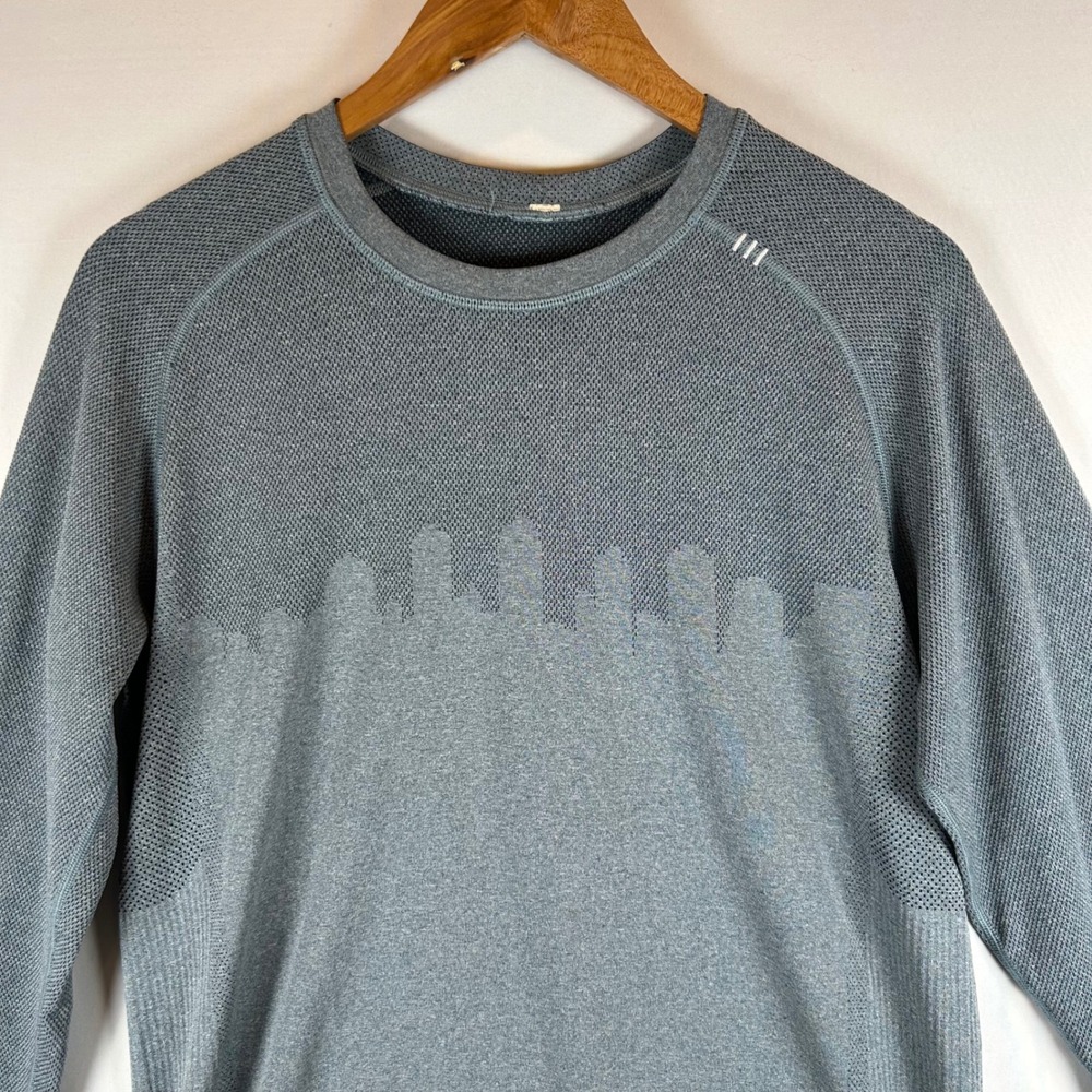 Lululemon‎ Men's Metal Vent Tech City Skyline Long Sleeve Shirt Size M - Picture 8 of 11